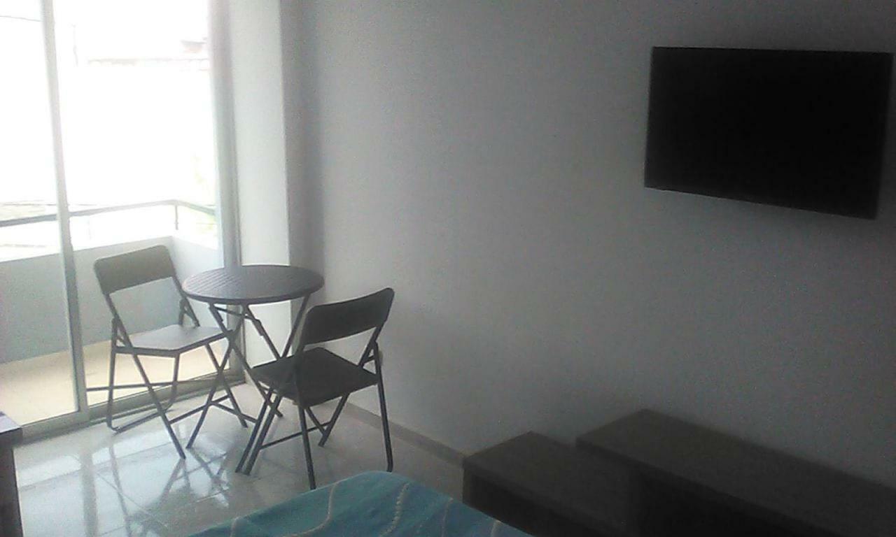 Okawango Hotel Girardot Luaran gambar